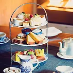 Hotel The Brehon &