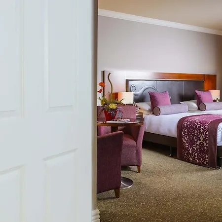 Szálloda The Brehon & 4*