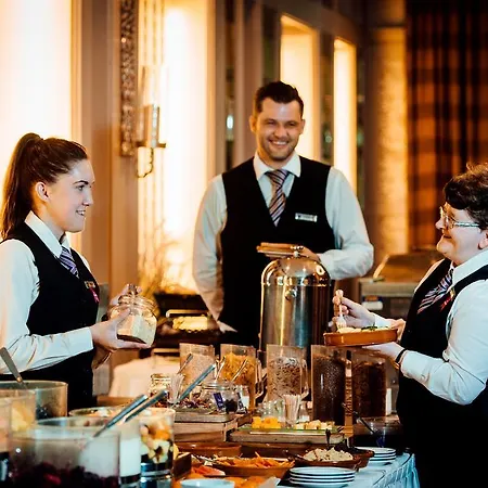 The Brehon & 4*