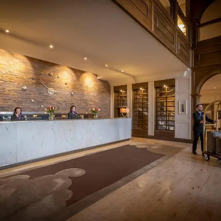 Hotel The Brehon & Killarney