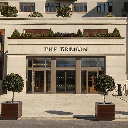 The Brehon & Отель Килларни