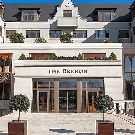 The Brehon & Отель