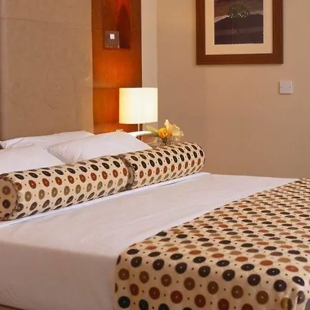 Hotel The Brehon &