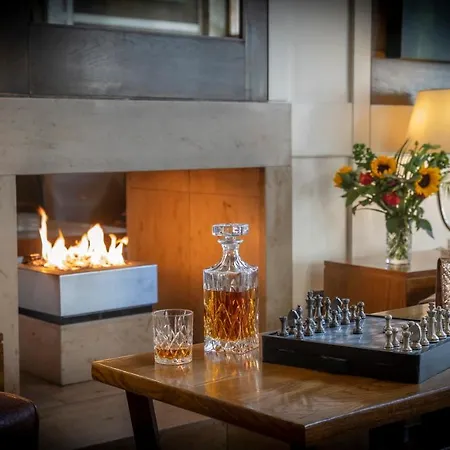 The Brehon & Otel 4*